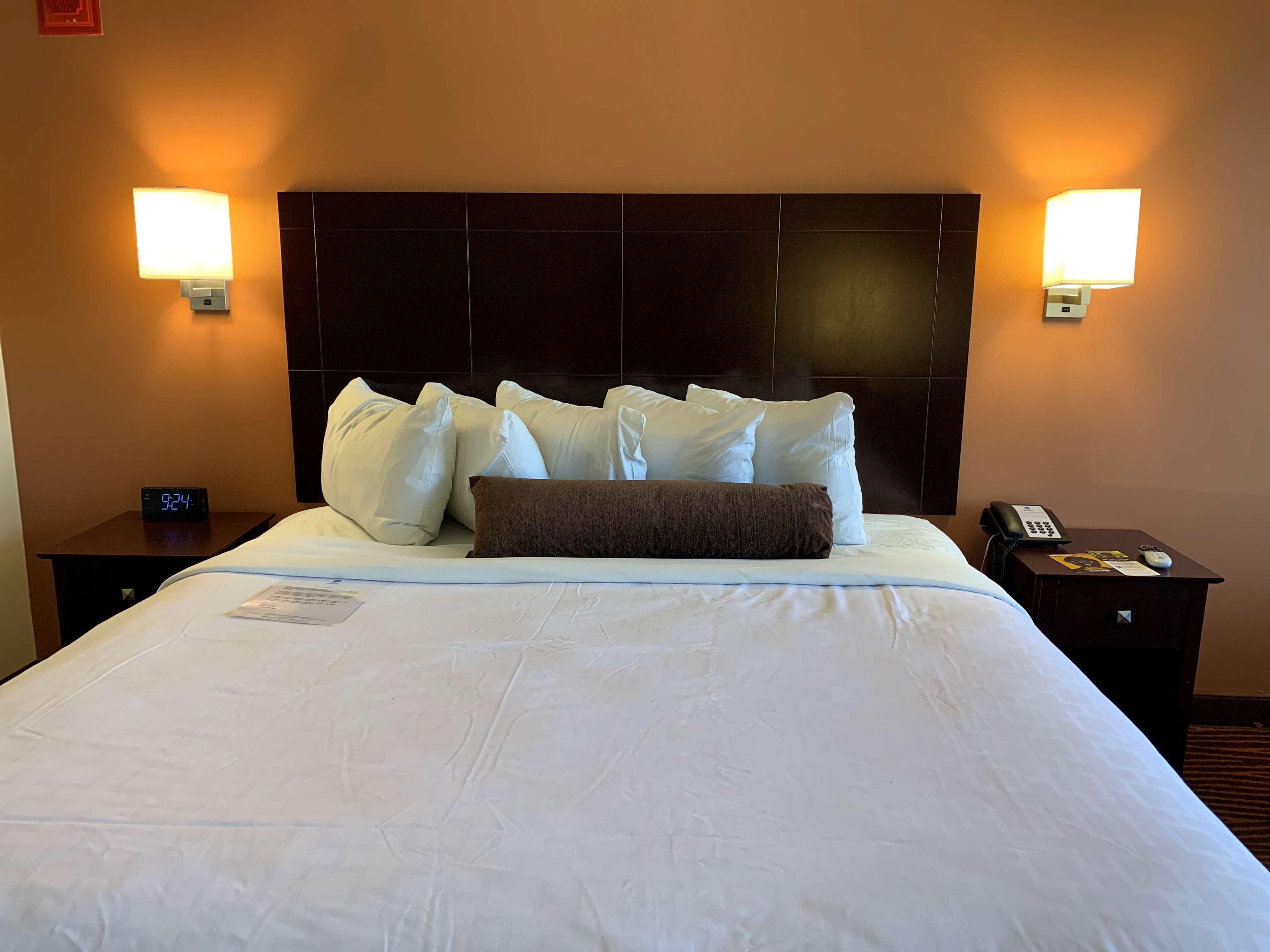 Best Western Executive Hotel New Haven-West Haven Buitenkant foto