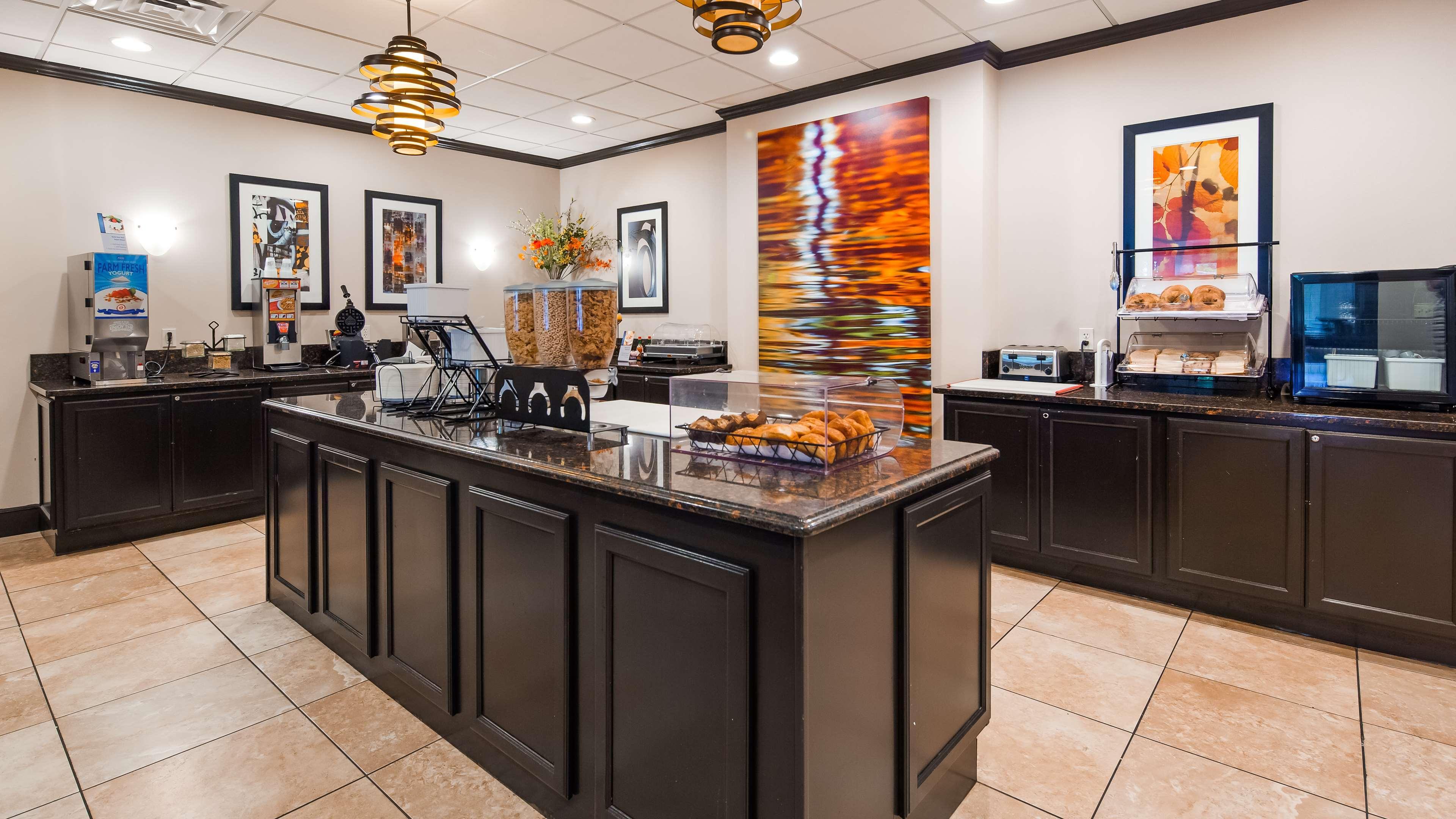 Best Western Executive Hotel New Haven-West Haven Buitenkant foto