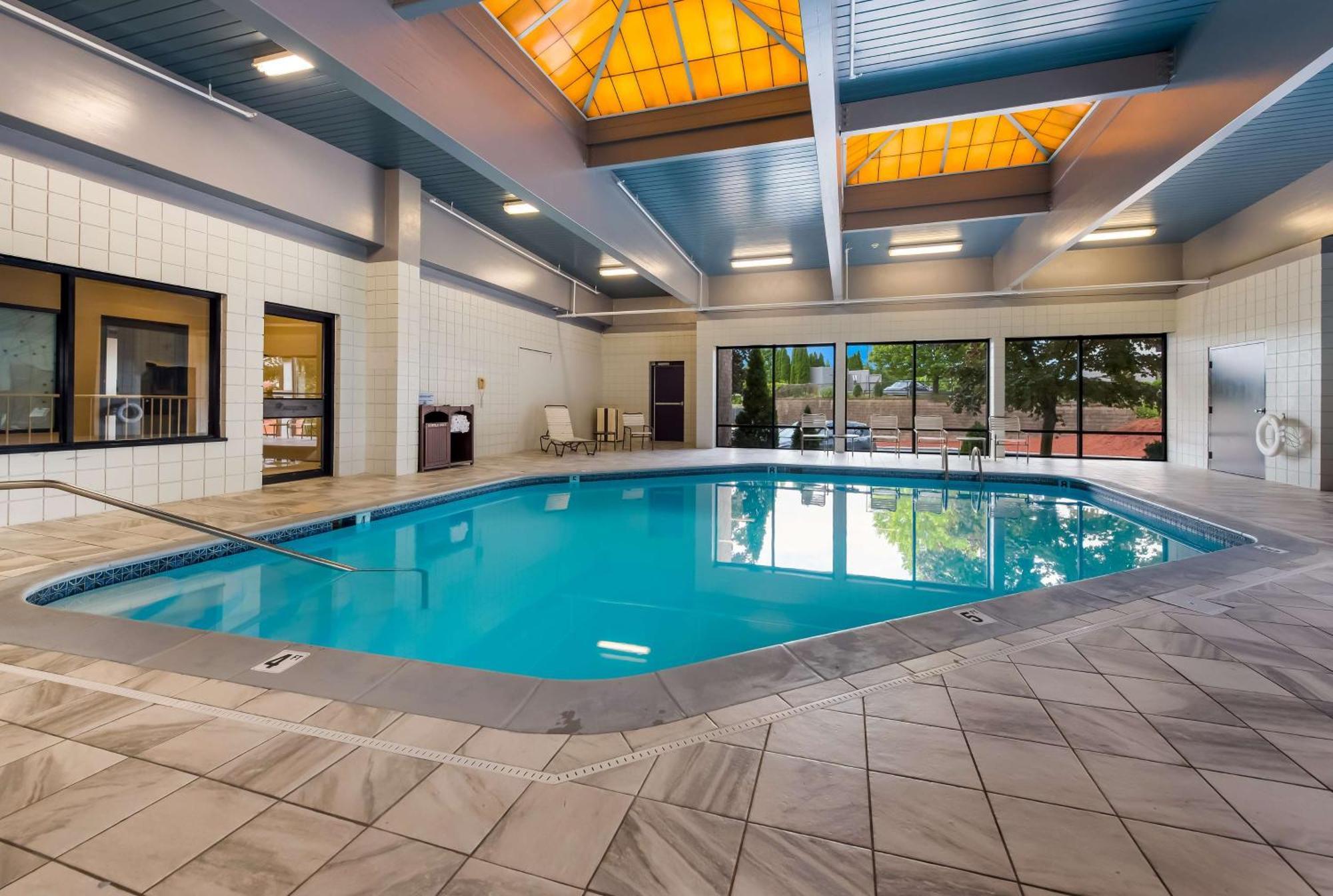 Best Western Executive Hotel New Haven-West Haven Buitenkant foto