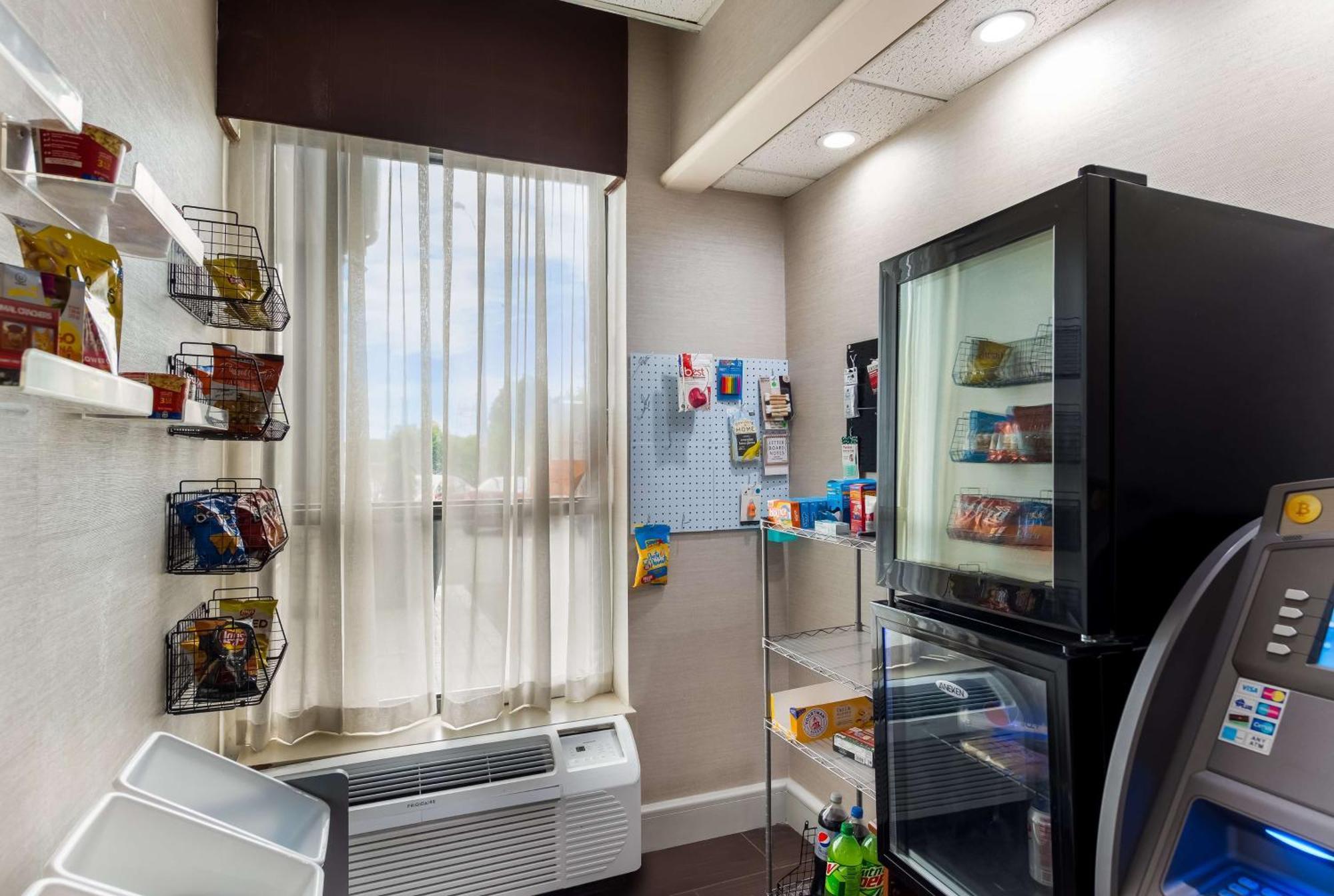 Best Western Executive Hotel New Haven-West Haven Buitenkant foto