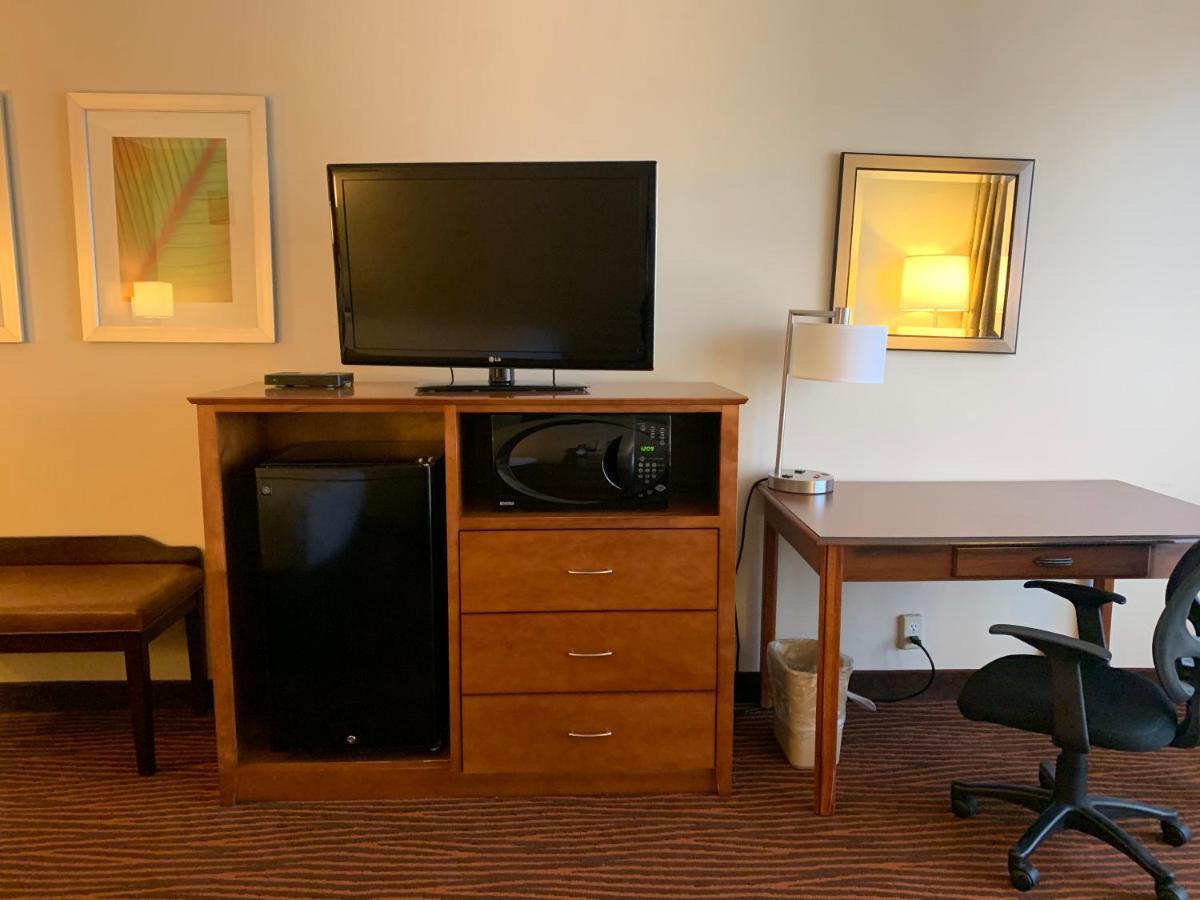 Best Western Executive Hotel New Haven-West Haven Buitenkant foto